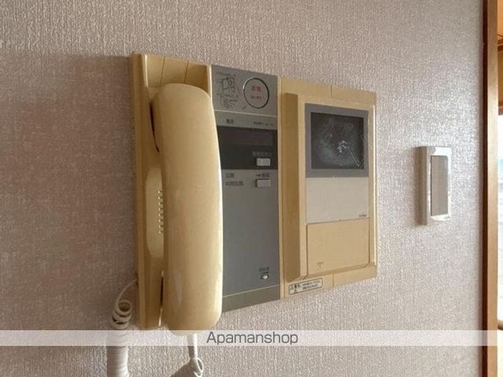 香川県高松市多肥下町の賃貸マンション301の内装