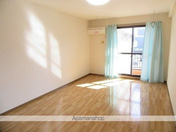 テリトワールSATO壱号館の居間