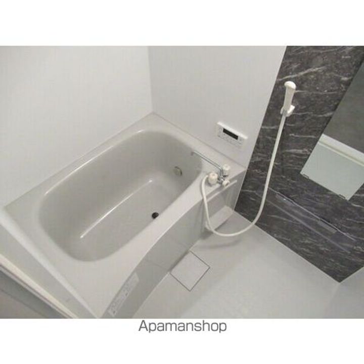 トルナーレの風呂