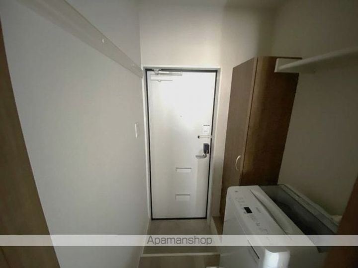 LA・VIE柏木102の玄関