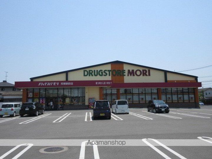 ベルメゾン日の出町の周辺