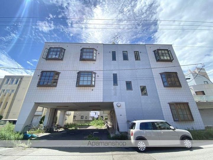 マンション白樺303の外観