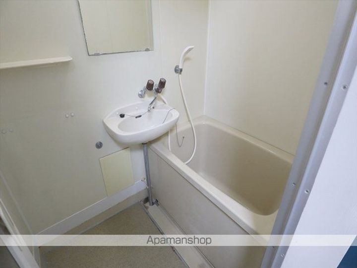 福島県郡山市安積町日出山2丁目の賃貸アパートの風呂