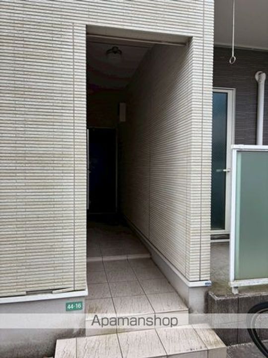 SHA L OM大久保の内装