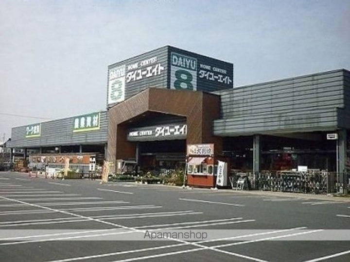 カーサ・ファミールMの周辺