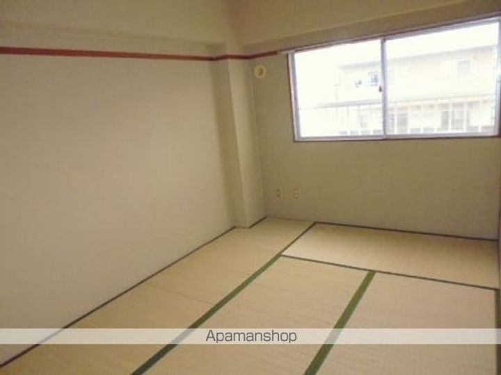西塚ハイツの内装