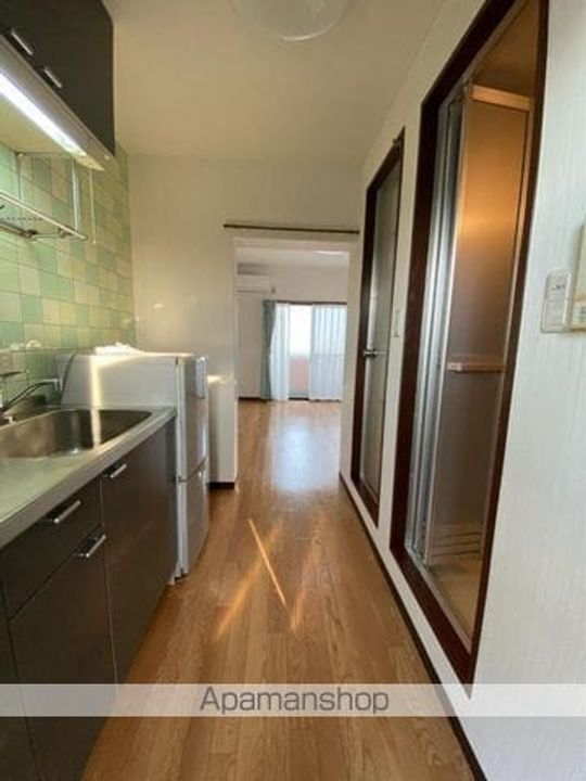 ドルフ5406の玄関