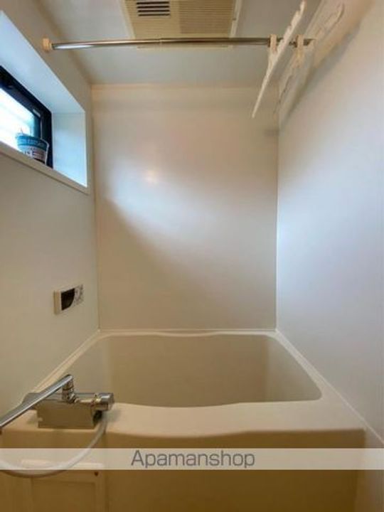 香川県高松市松縄町の賃貸アパートの風呂