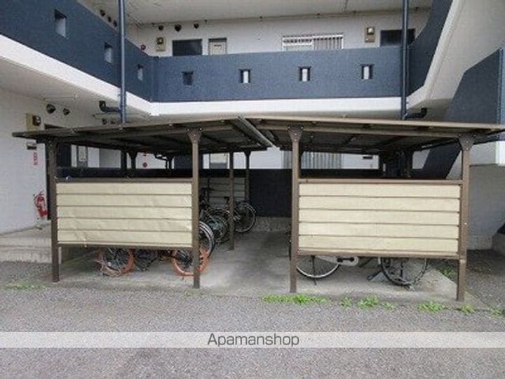レジデンス領下の外観