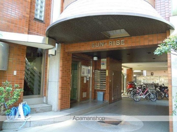 サンライズマンション302の外観