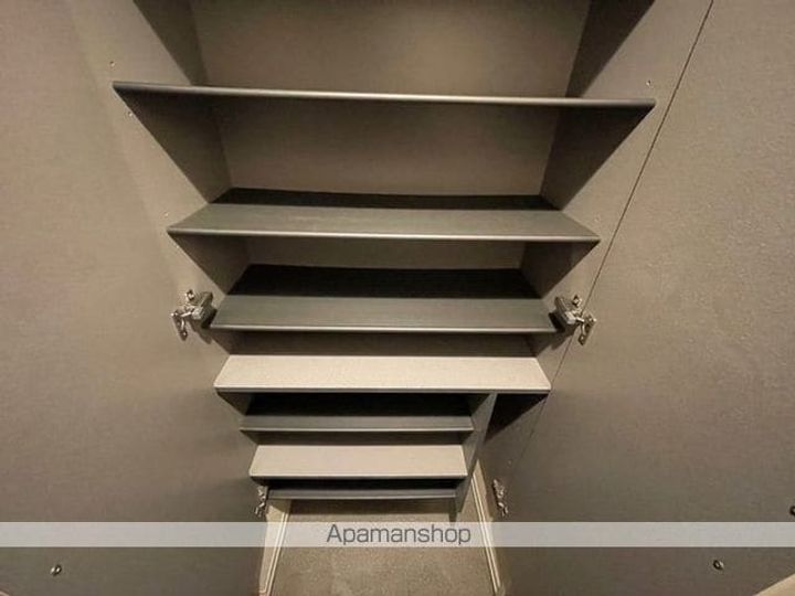 プリムローズ美南の玄関