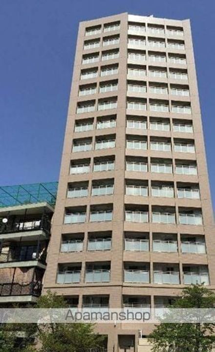 エンクレスト天神シティの外観