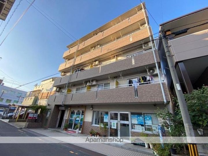 シャンボール中央町の外観