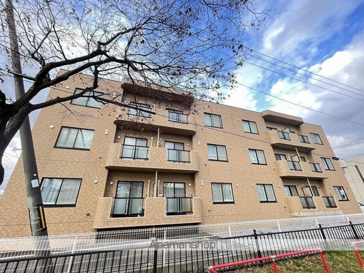 ラフレシール中道201の外観