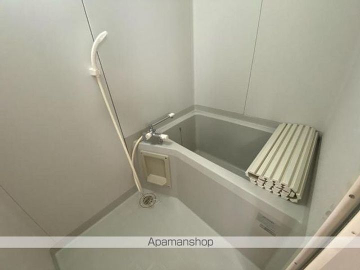 ロイヤルガーデン紙町の風呂