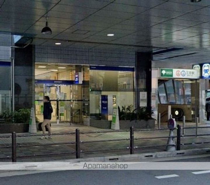 コンフォリア三田EASTの周辺