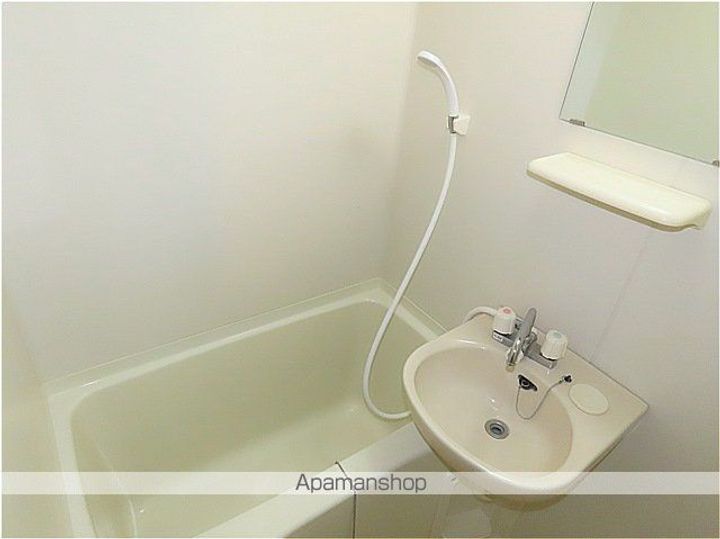 レオパレスクレスセント209の風呂