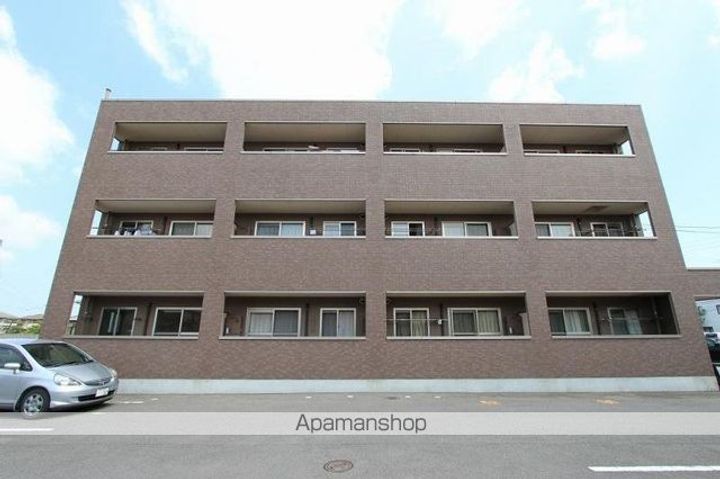 香川県高松市林町の賃貸マンションの外観