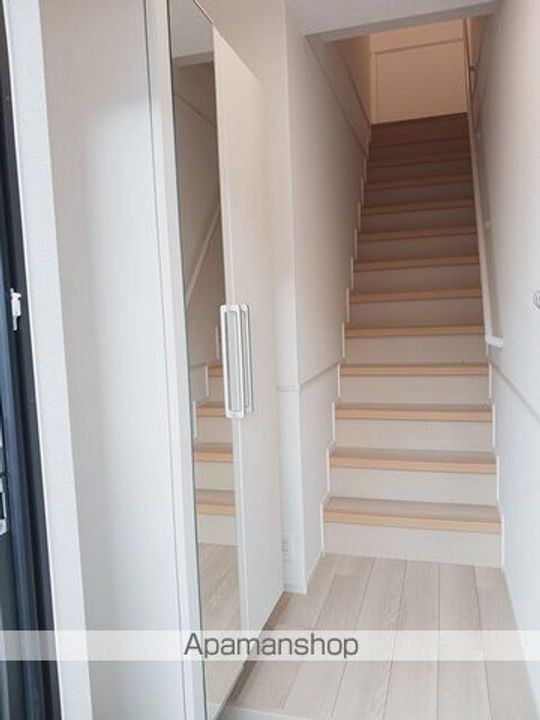 ステラートAの玄関