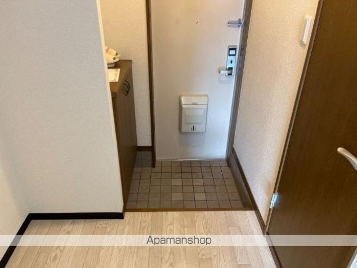 シャルマンハウスの玄関