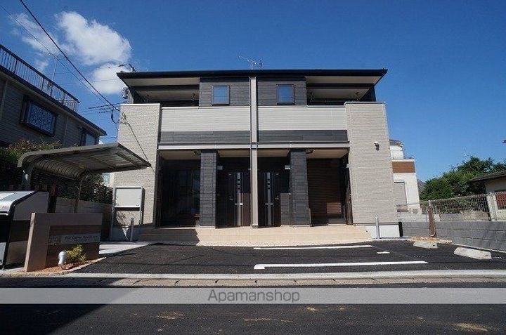 クローバーレジデンスの外観