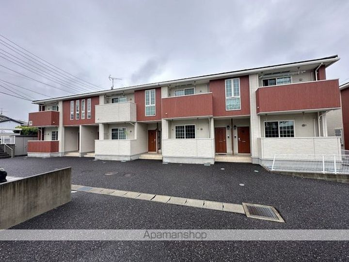 コートシャルマンⅦの外観