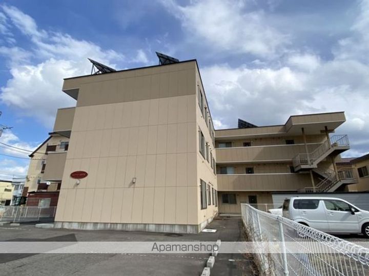 ピュアパレス海岸町の外観