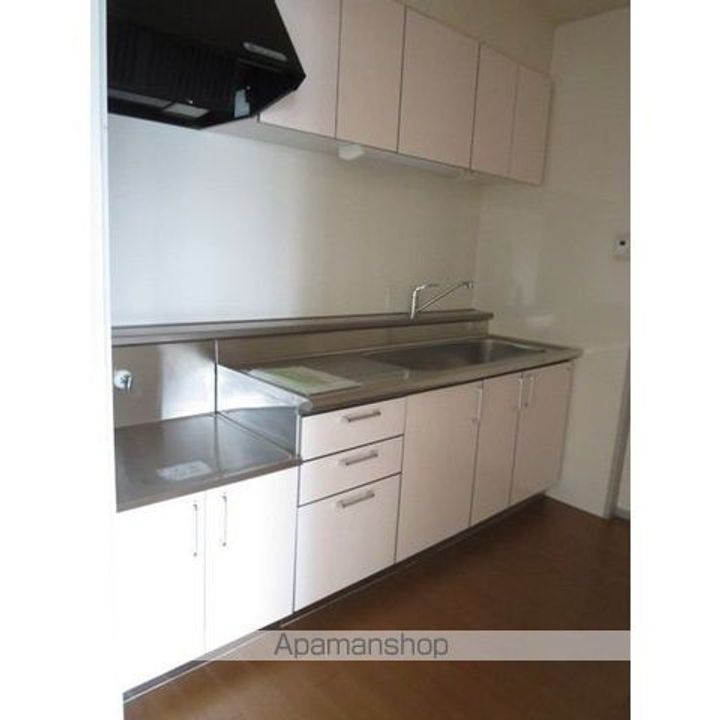 グランドミール中小田井のキッチン