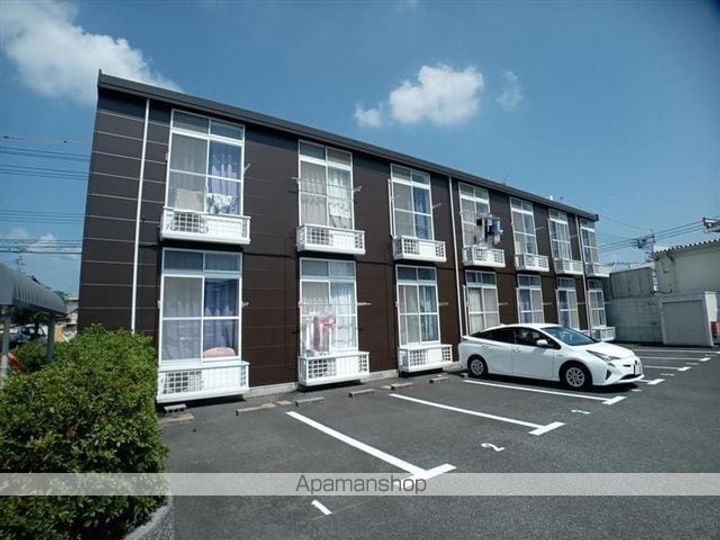 レオパレスFXの外観