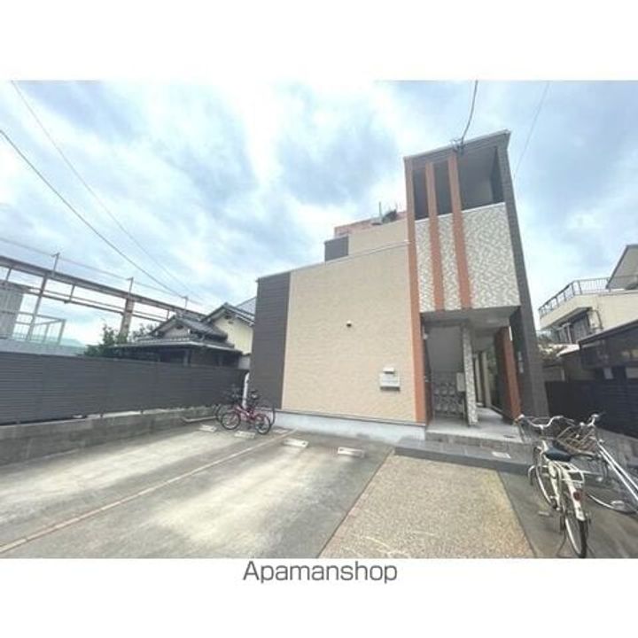 グランビル上小田井102号室の外観