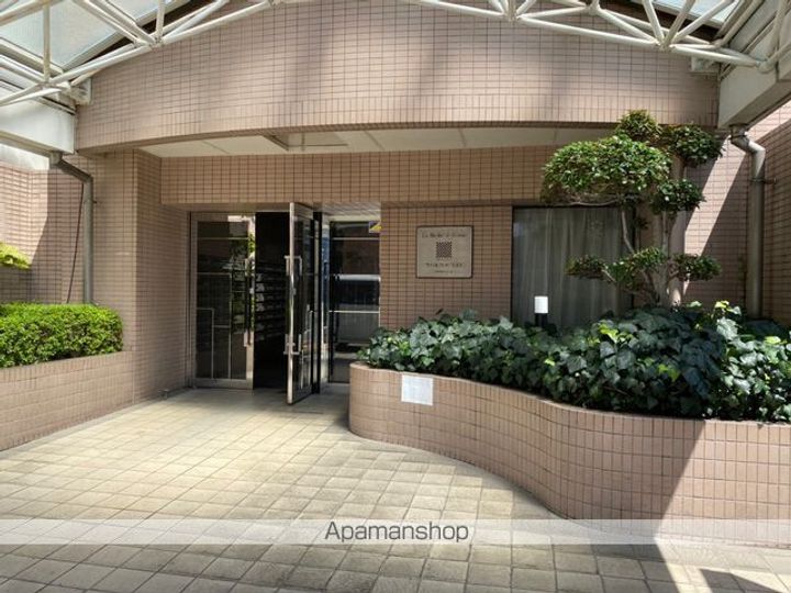 ラ・パルフェ・ド・フィネスの外観