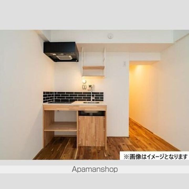 東京都中野区新井1丁目の賃貸マンションの居間