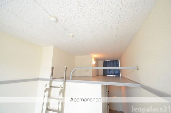 レオパレスサントメールの内装