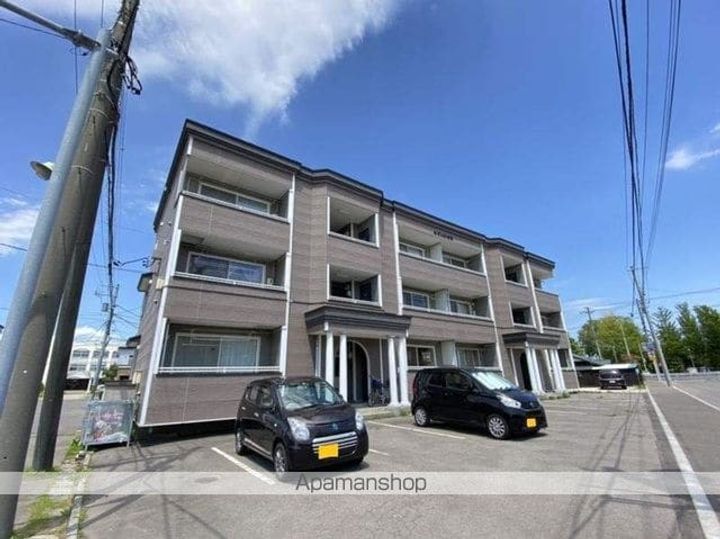 めぞん参番館の外観