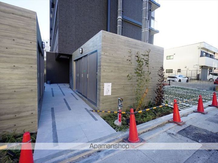 愛知県名古屋市北区平安1丁目の賃貸マンションの外観