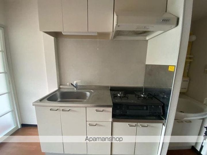 香川県高松市亀田町の賃貸アパートのキッチン