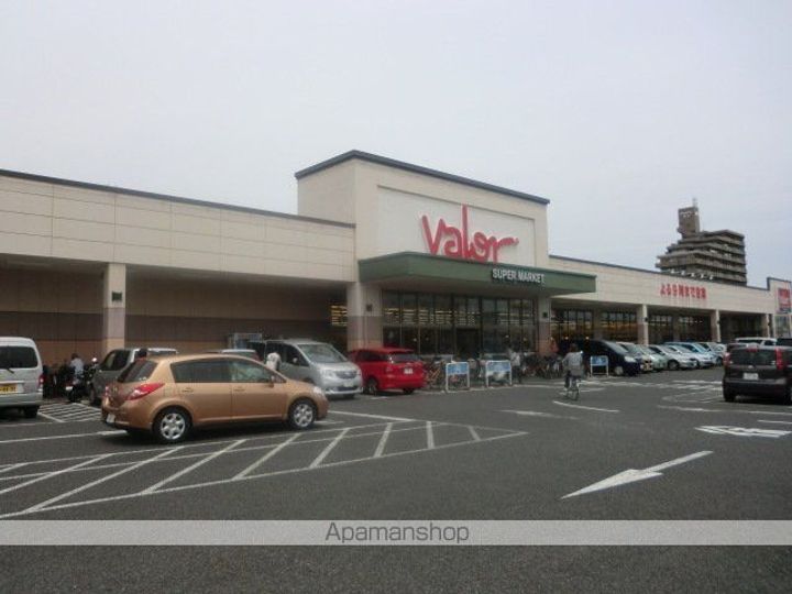 レオパレスフアモ305の周辺