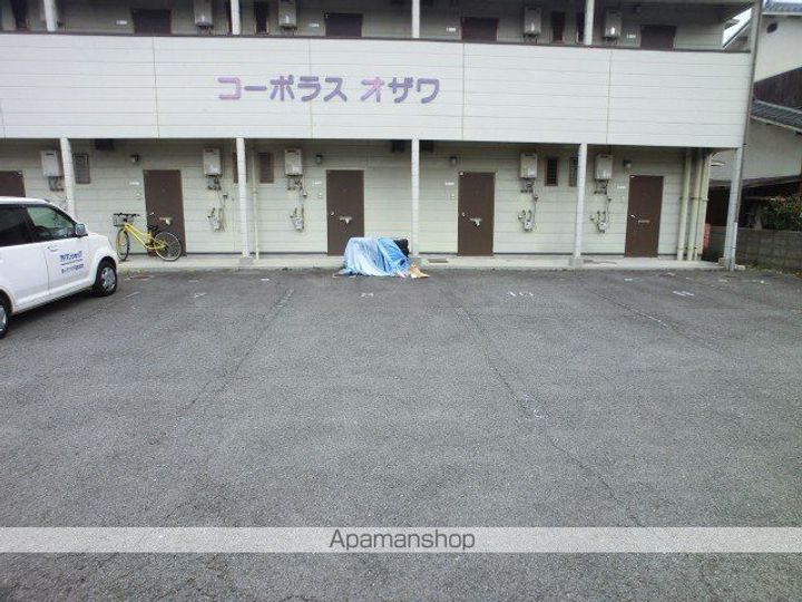 コーポラスオザワの外観