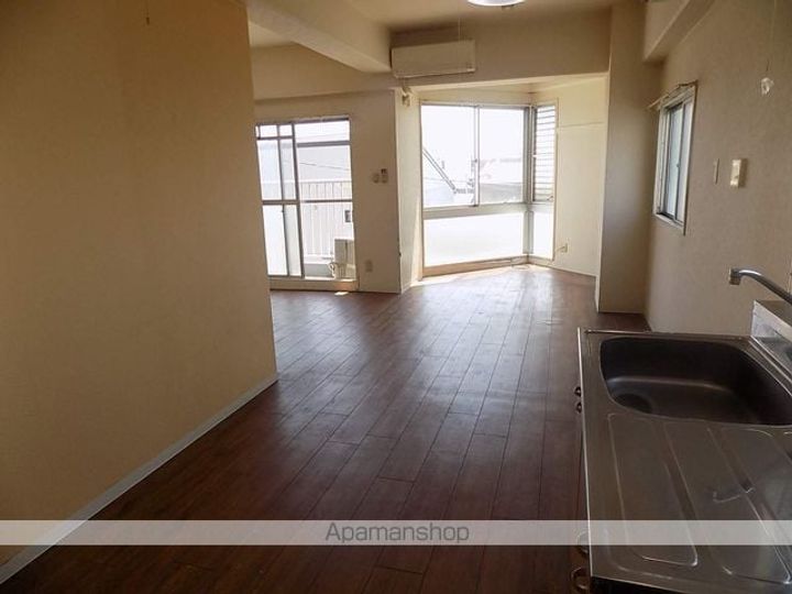 フルーヴェ1番館302の内装