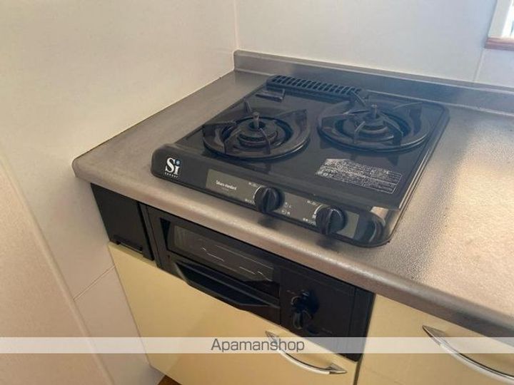 香川県高松市前田東町の賃貸マンションの内装