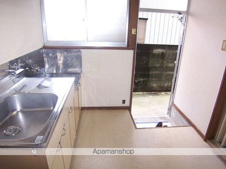 コーポ佳103の玄関