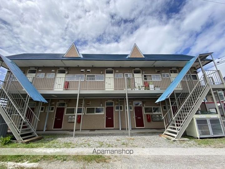 万代パレス105の外観