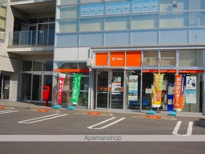 愛媛県新居浜市庄内町6丁目の賃貸アパートの周辺