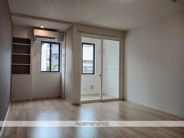 ソラーナの居間