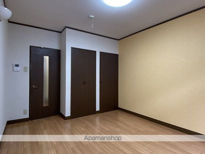 サンモール102の居間