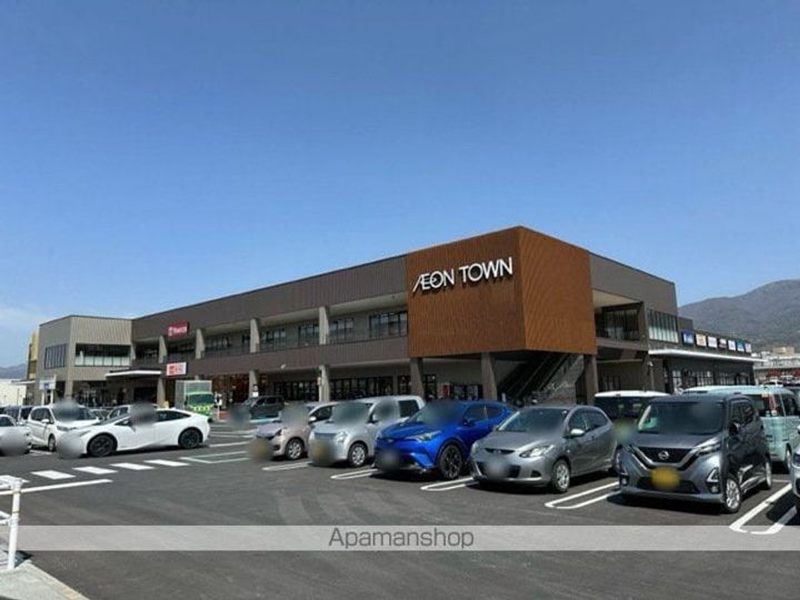 シャルマンヒルズKの周辺