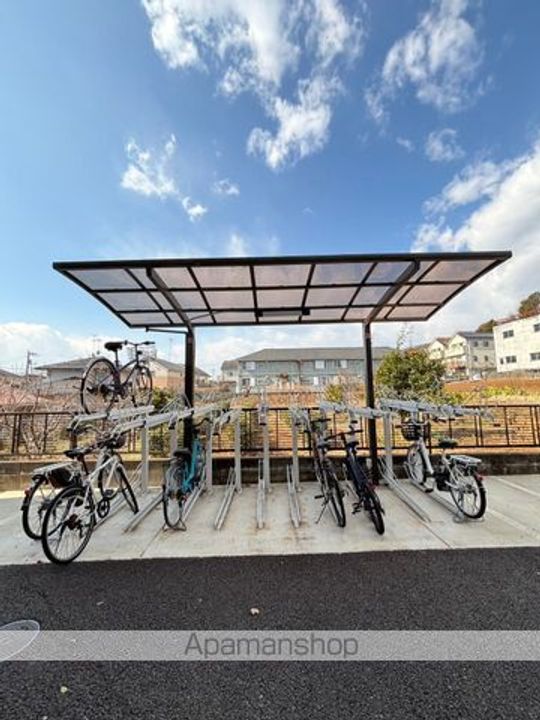 トリア テュラーのその他画像