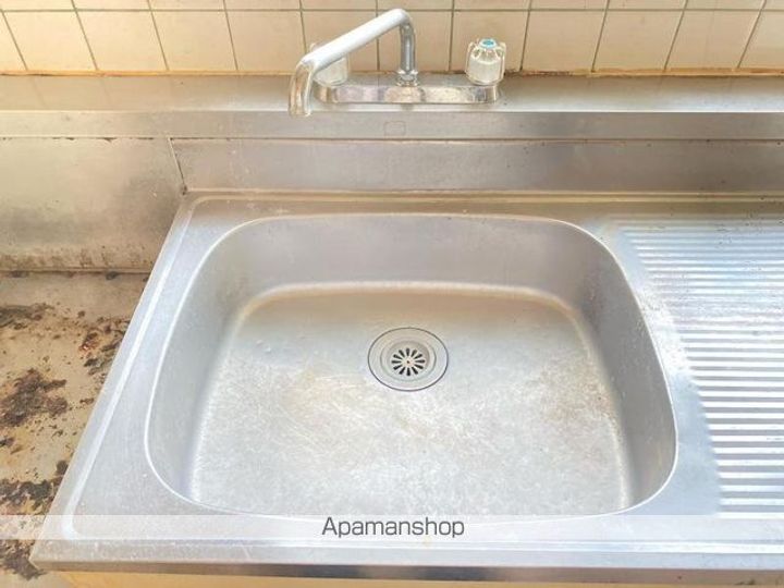 香川県高松市築地町の賃貸マンションの内装