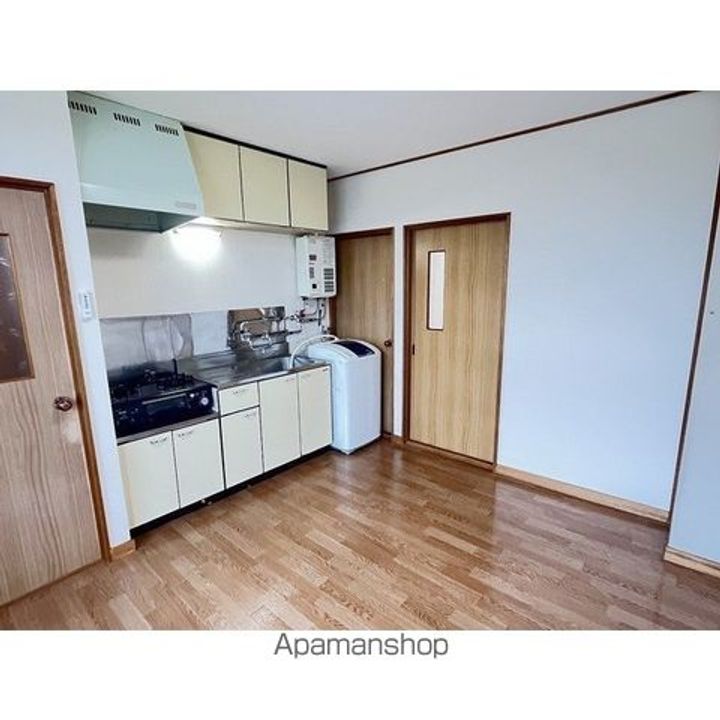 コーポラスグリーン202の居間