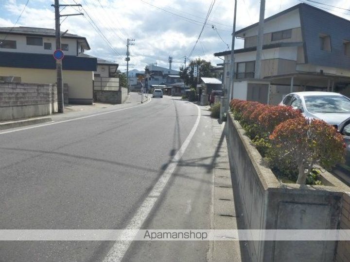 セルジェ・東苑201の周辺